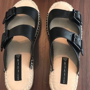 Steve Madden Black Birkenstock inspired Sandals